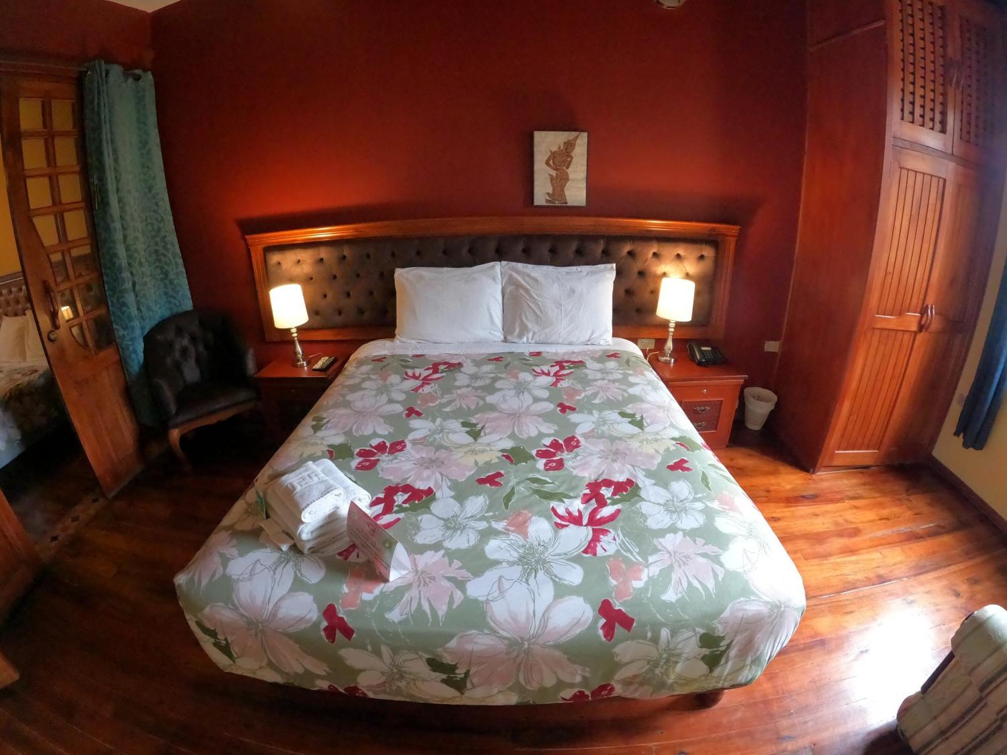 Hotel Artplaza