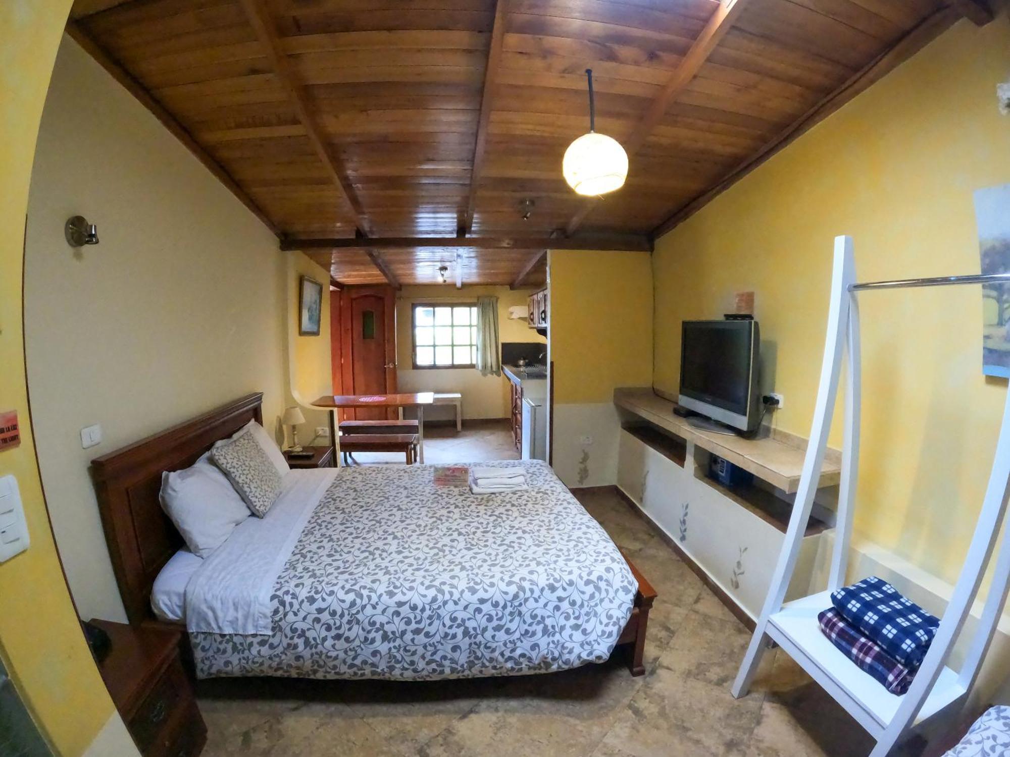 Artplaza 3* Quito