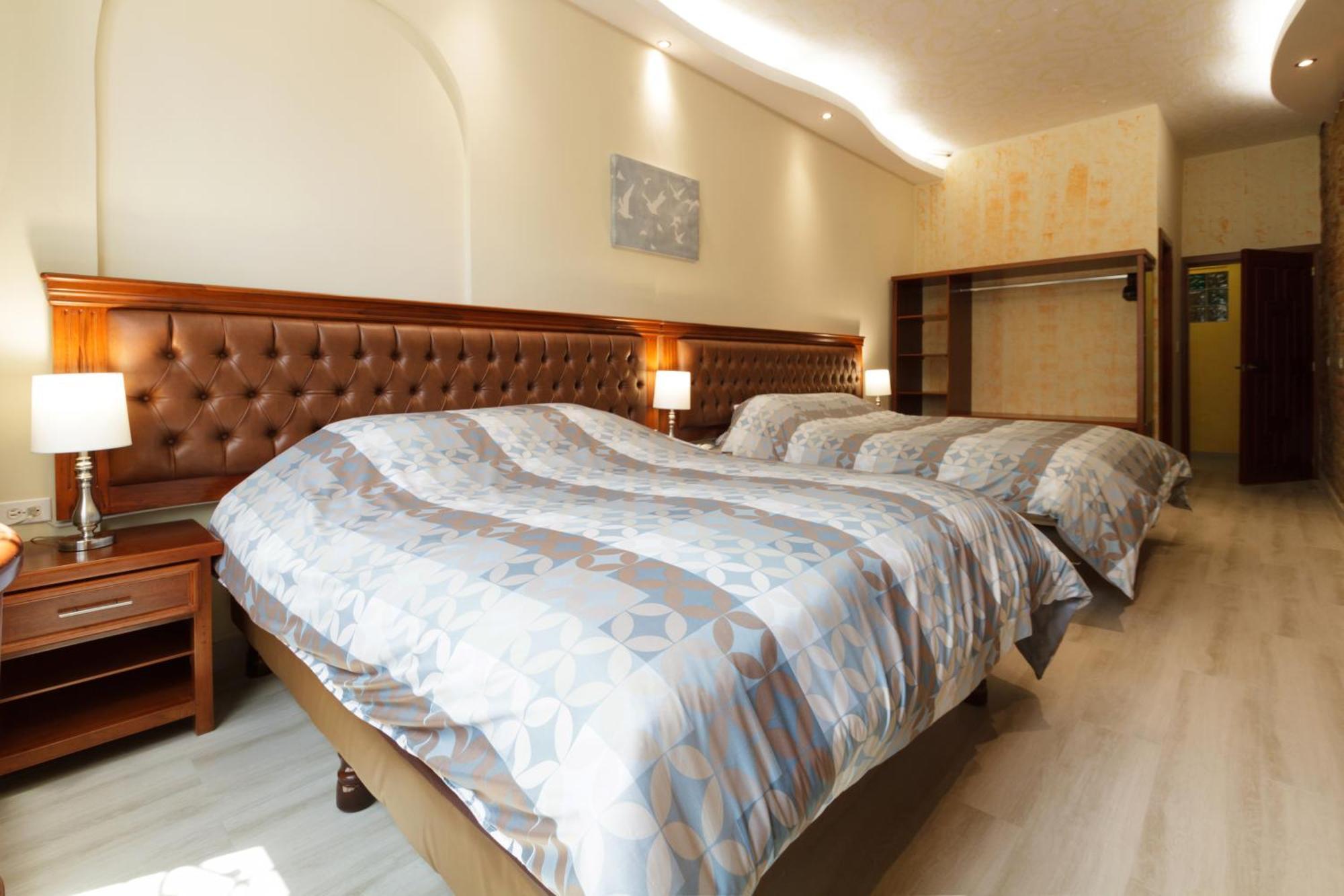 Artplaza 3* Quito